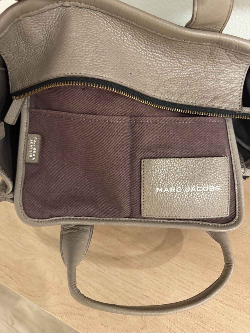 Marc Jacobs Taupe Leather Tote with Removable Strap - Picture 4 of 4